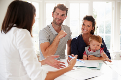Съдействие за семейна виза – Family visa